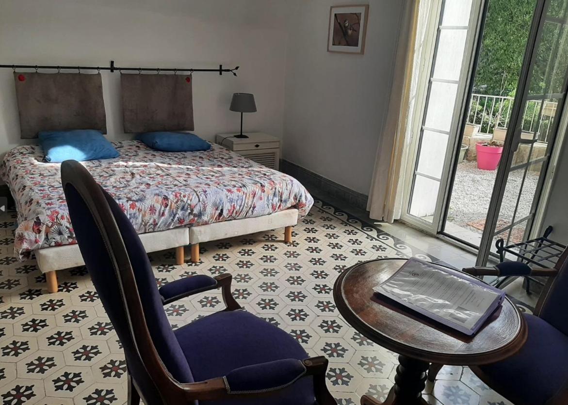 Bed and Breakfast Domaine de la Carrière Sumène Esterno foto