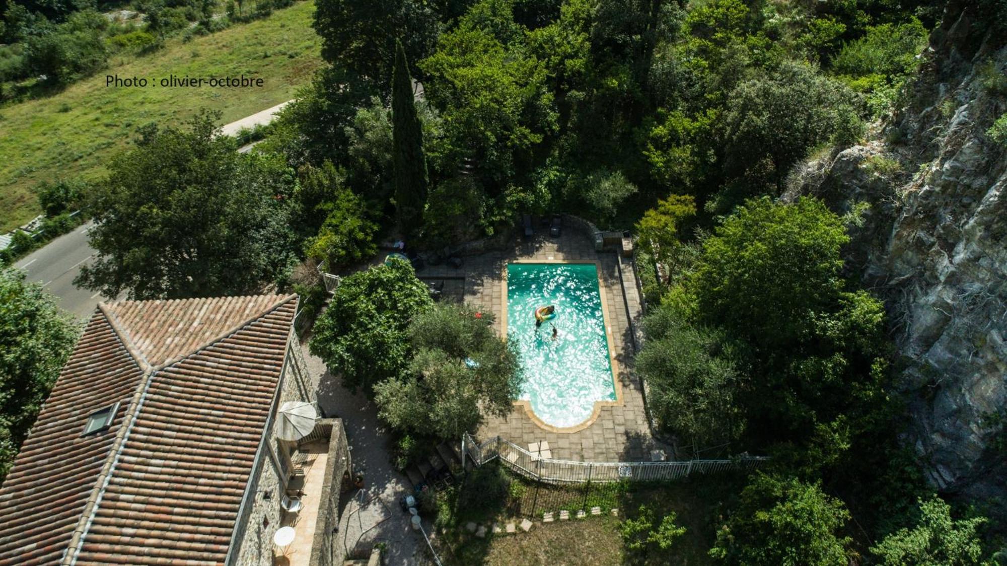 Bed and Breakfast Domaine de la Carrière Sumène Esterno foto